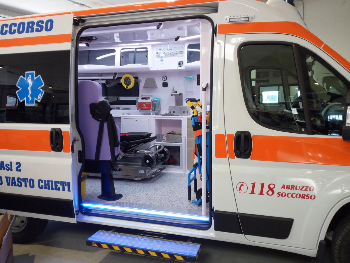 Covid-19, tamponi “drive-in” da lunedì per i cittadini della provincia di Chieti di rientro dai Paesi a rischio