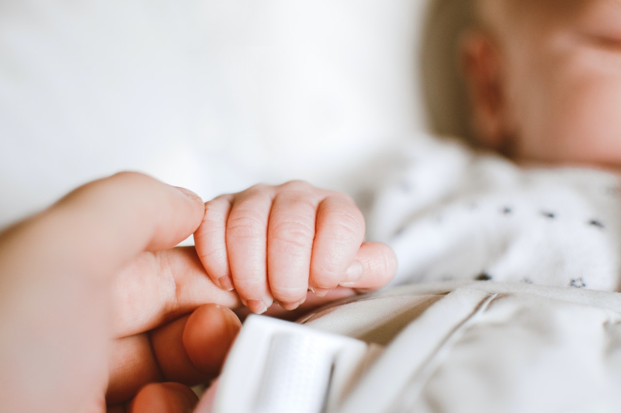 Covid-19, contagiato neonato di un mese e mezzo. Ricoverato in Clinica Pediatrica a Chieti
