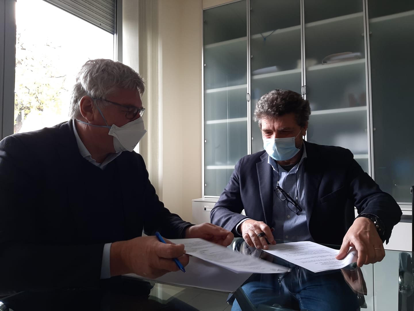 Asl Lanciano Vasto Chieti, primo giorno per il nuovo direttore amministrativo, Giovanni Stroppa: «Sarà bella la condivisione con la mia squadra». A dare il benvenuto anche l’assessore alla Salute della Regione Abruzzo, Nicoletta Verì