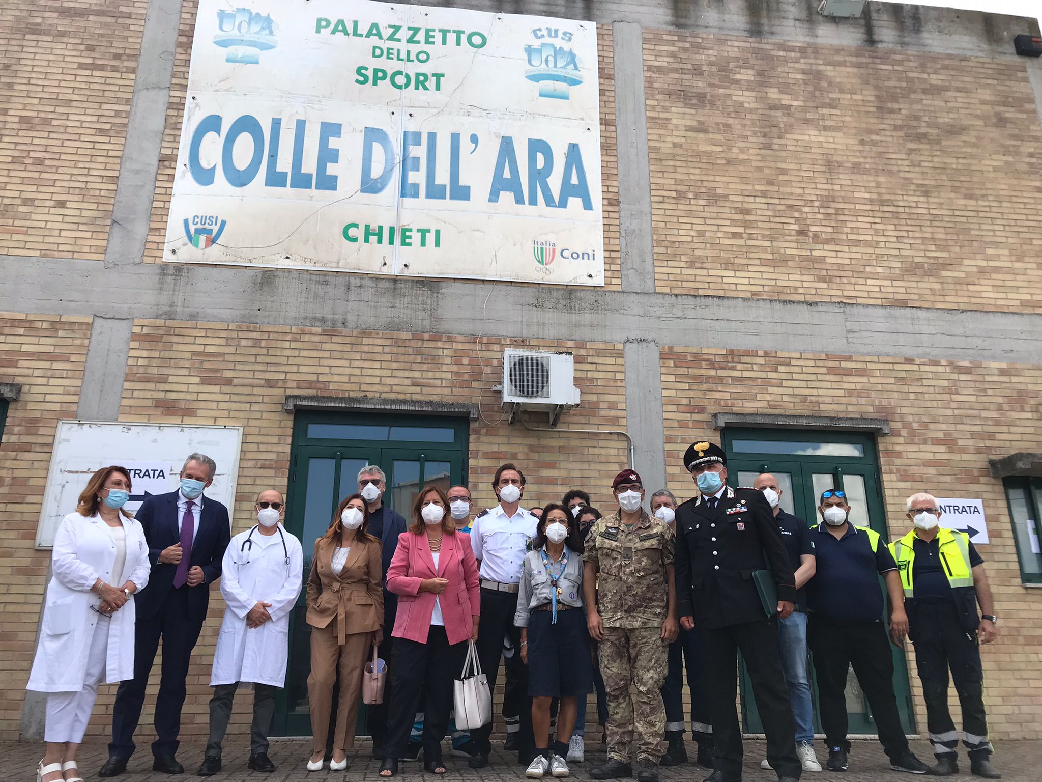 Covid-19, aperto nuovo centro vaccinale a Chieti e sul territorio tornano i militari