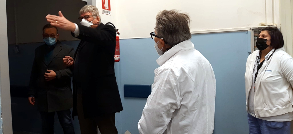 Covid-19, più forza al contact tracing che sbarca a Lanciano. Sopralluogo del direttore generale Asl in ospedale