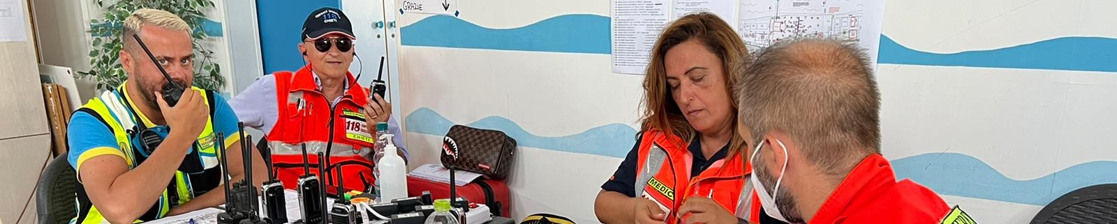Al Jova Beach party 90 interventi sanitari in spiaggia. Nessun caso grave, cinque trasferimenti in ospedale