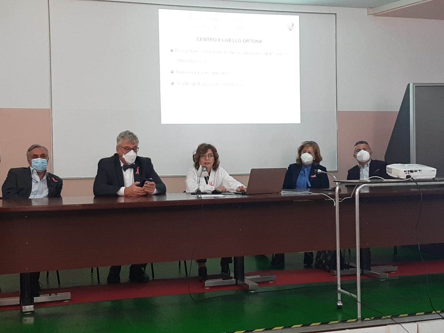 Tumore al seno, 930 diagnosi precoci in dieci anni. La Radiologia senologica di Ortona ora guarda al futuro
