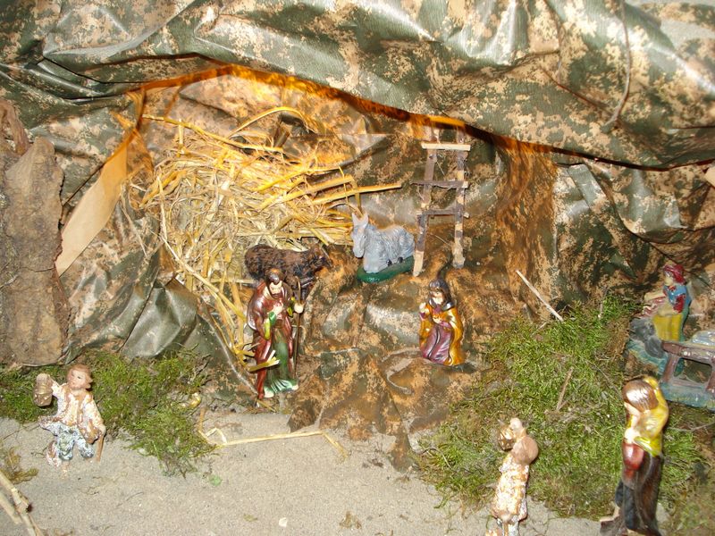 Un presepe realizzato negli anni scorsi dall'Osservazione breve e medicina d'urgenza dell'ospedale di Chieti