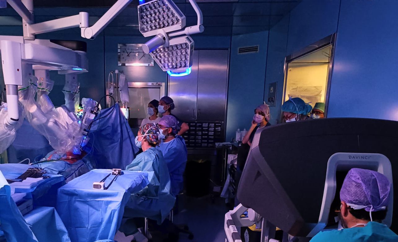 Primo intervento al cuore con il robot in Abruzzo, donna operata dalla Cardiochirurgia di Chieti
