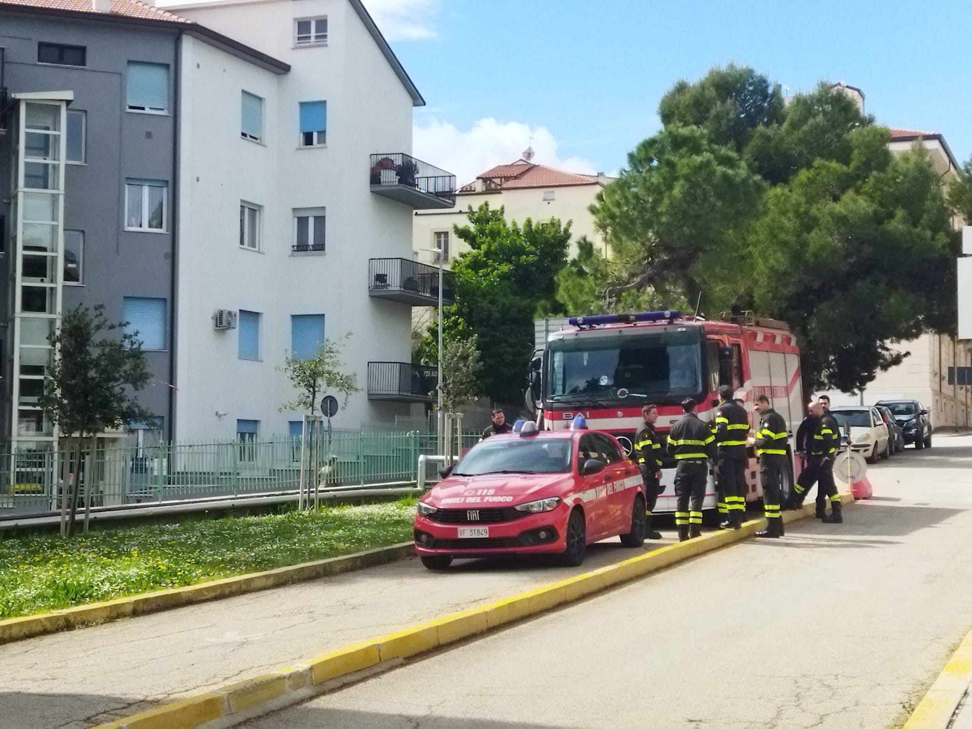 In Pediatria a Lanciano le uova dei Vigili del fuoco