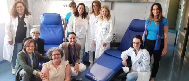 Clinica oncologica Chieti, Voi&Noinsieme e GAIA donano quattro nuove poltrone per le terapie