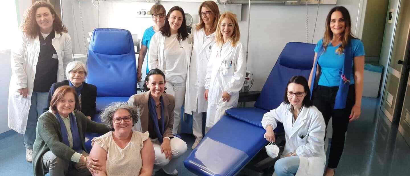 Clinica oncologica Chieti, Voi&Noinsieme e GAIA donano quattro nuove poltrone per le terapie
