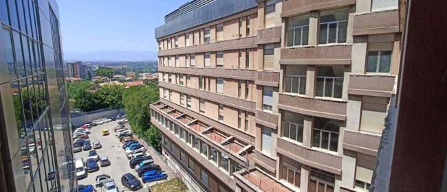 Ospedale di Chieti, il Corpo F torna operativo. L’esperto dichiara l’idoneità statica