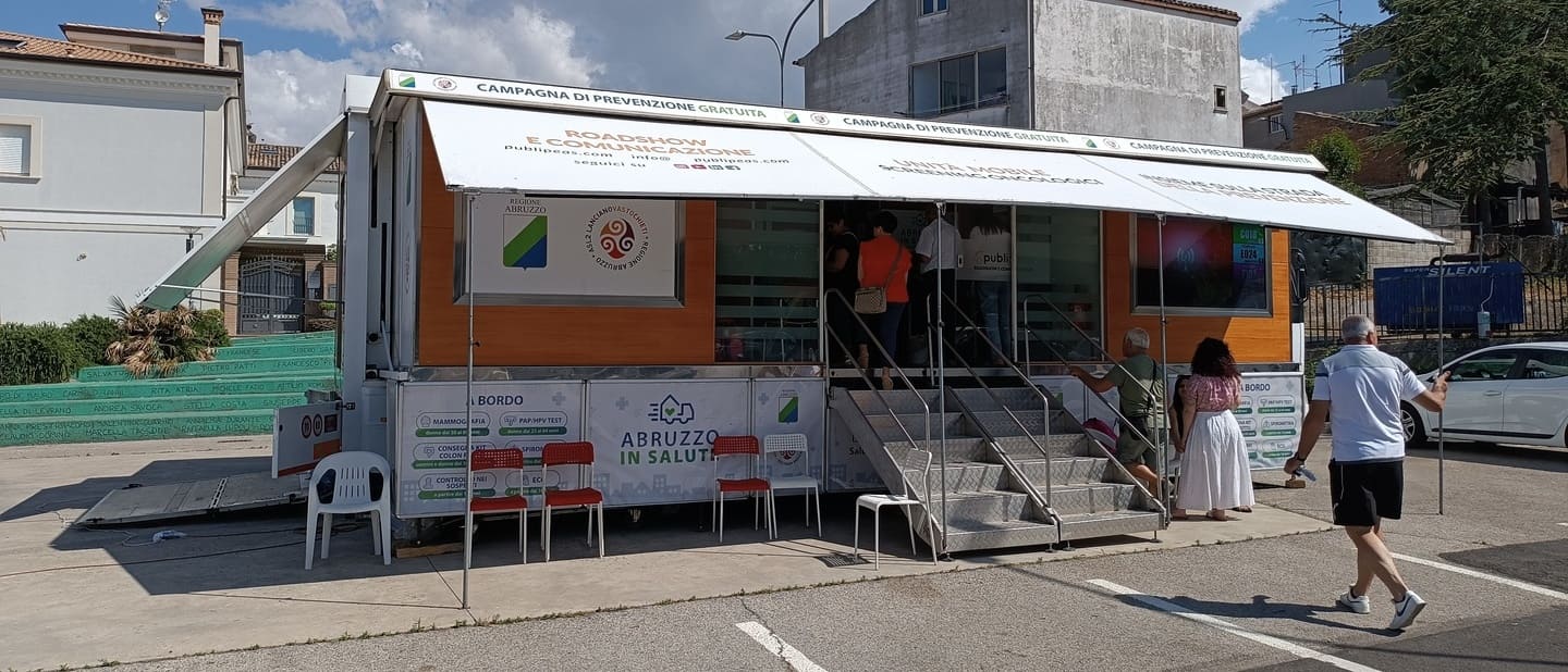 Screening gratuiti a bordo sulla Casa della salute mobile: gli appuntamenti prima di Ferragosto in provincia di Chieti